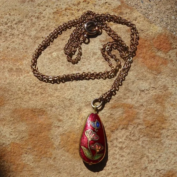Vintage Floral Cloisonné Enamel Red Teardrop Pendant Necklace - Picture 7 of 7